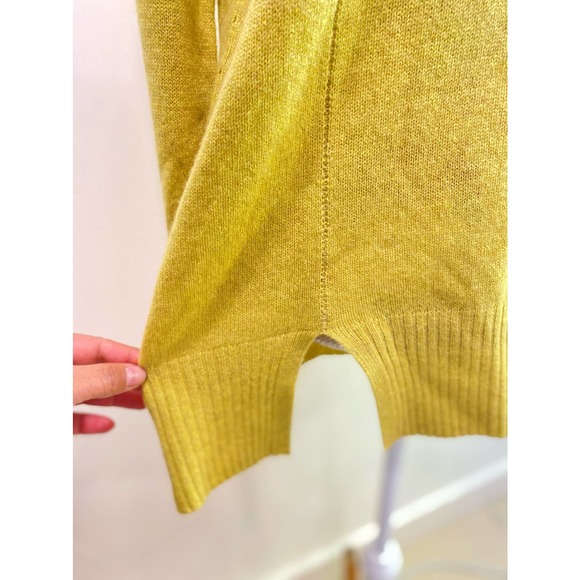 Cashmere Lime Green White and Warren Asymmetric Sweater Large - Picture 4 of 9